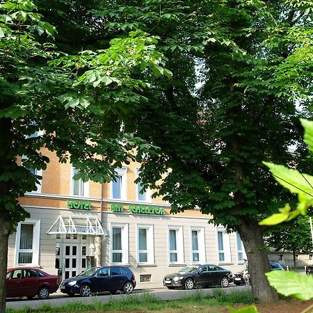 Hotel Am Schelztor Esslingen am Neckar Bagian luar foto